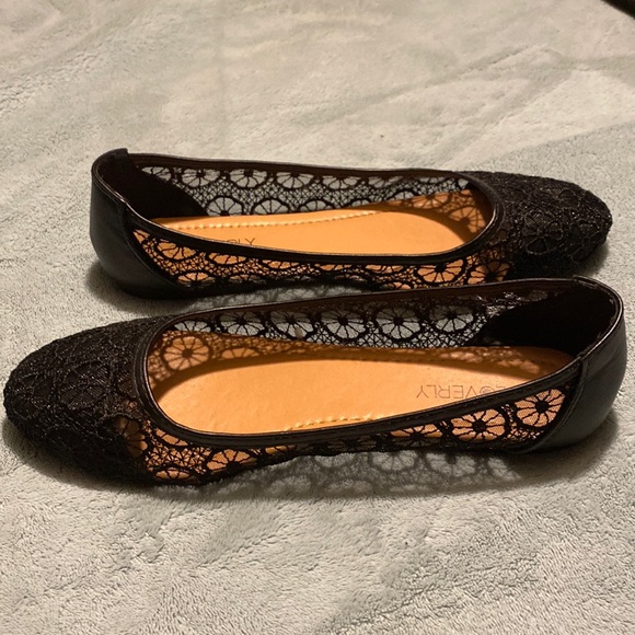 Black floral lace flats - Picture 3 of 5